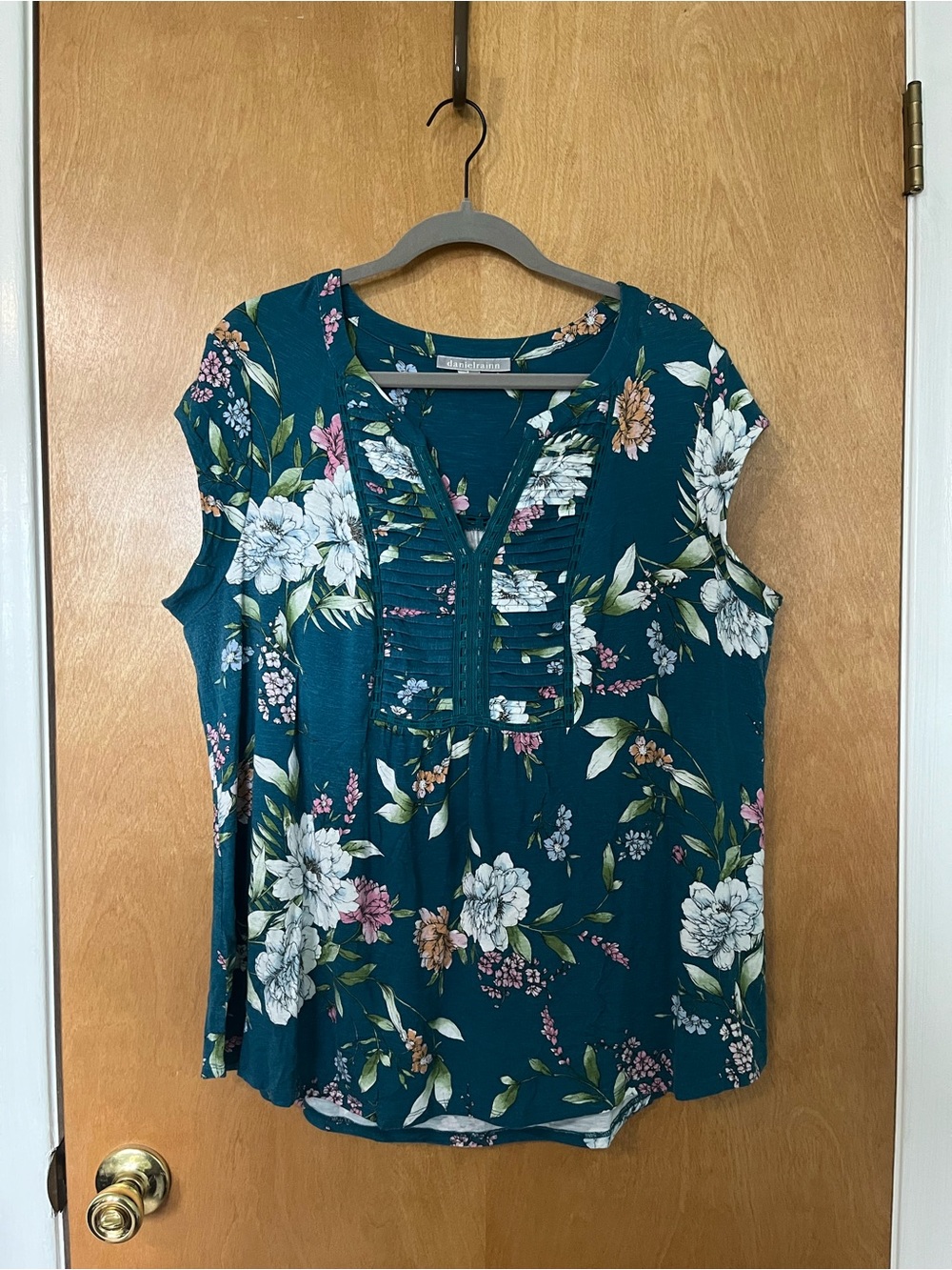 Daniel Rainn Teal-Green Floral Cap-Sleeve Patoka Split-Neck Knit Top | Size 1x